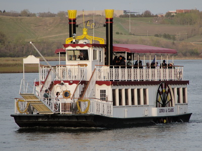 bismarck riverboat nd vacationidea